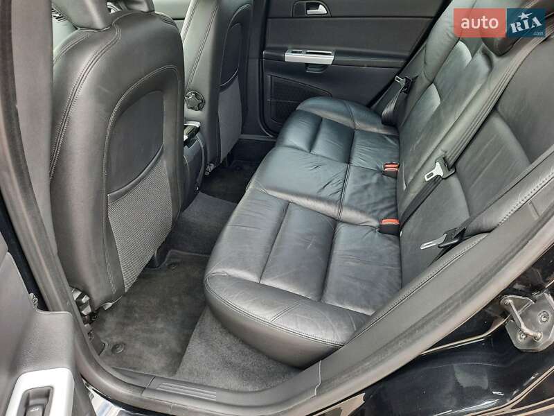 Универсал Volvo V50 2012 в Полтаве