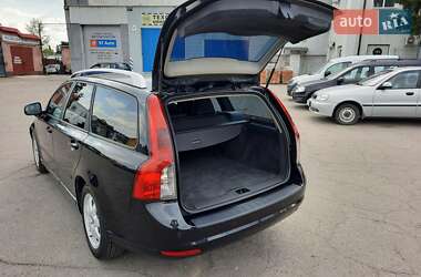 Универсал Volvo V50 2012 в 