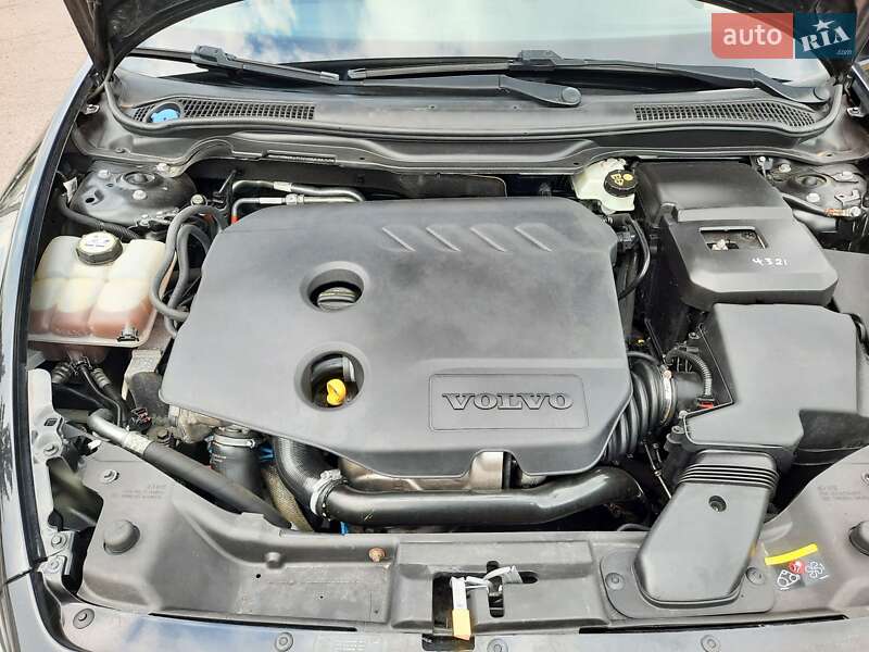 Универсал Volvo V50 2012 в Полтаве