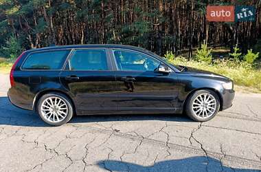 Універсал Volvo V50 2010 в Кременчуці