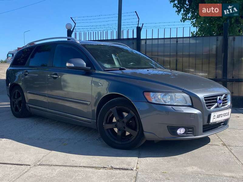Volvo V50 2011