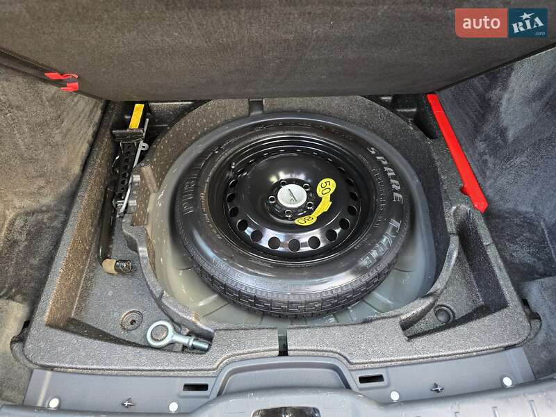 Универсал Volvo V50 2012 в Стрые