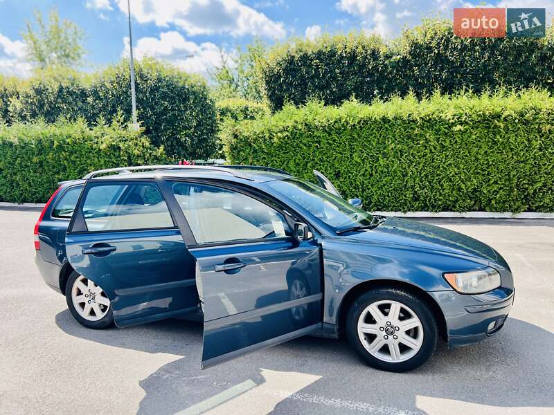 Универсал Volvo V50 2006 в Киеве