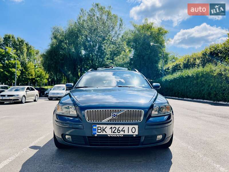 Универсал Volvo V50 2006 в Киеве
