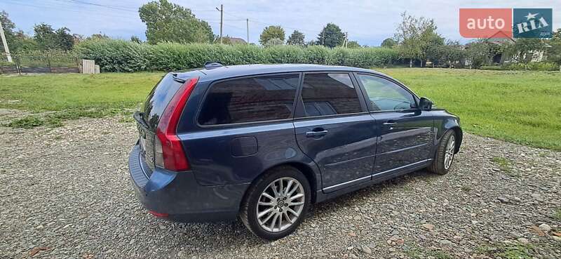 Универсал Volvo V50 2010 в Киеве фото 7 Универсал Volvo V50 2010 в Киеве