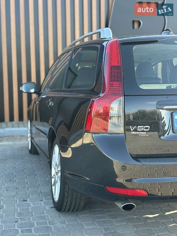Универсал Volvo V50 2011 в Львове