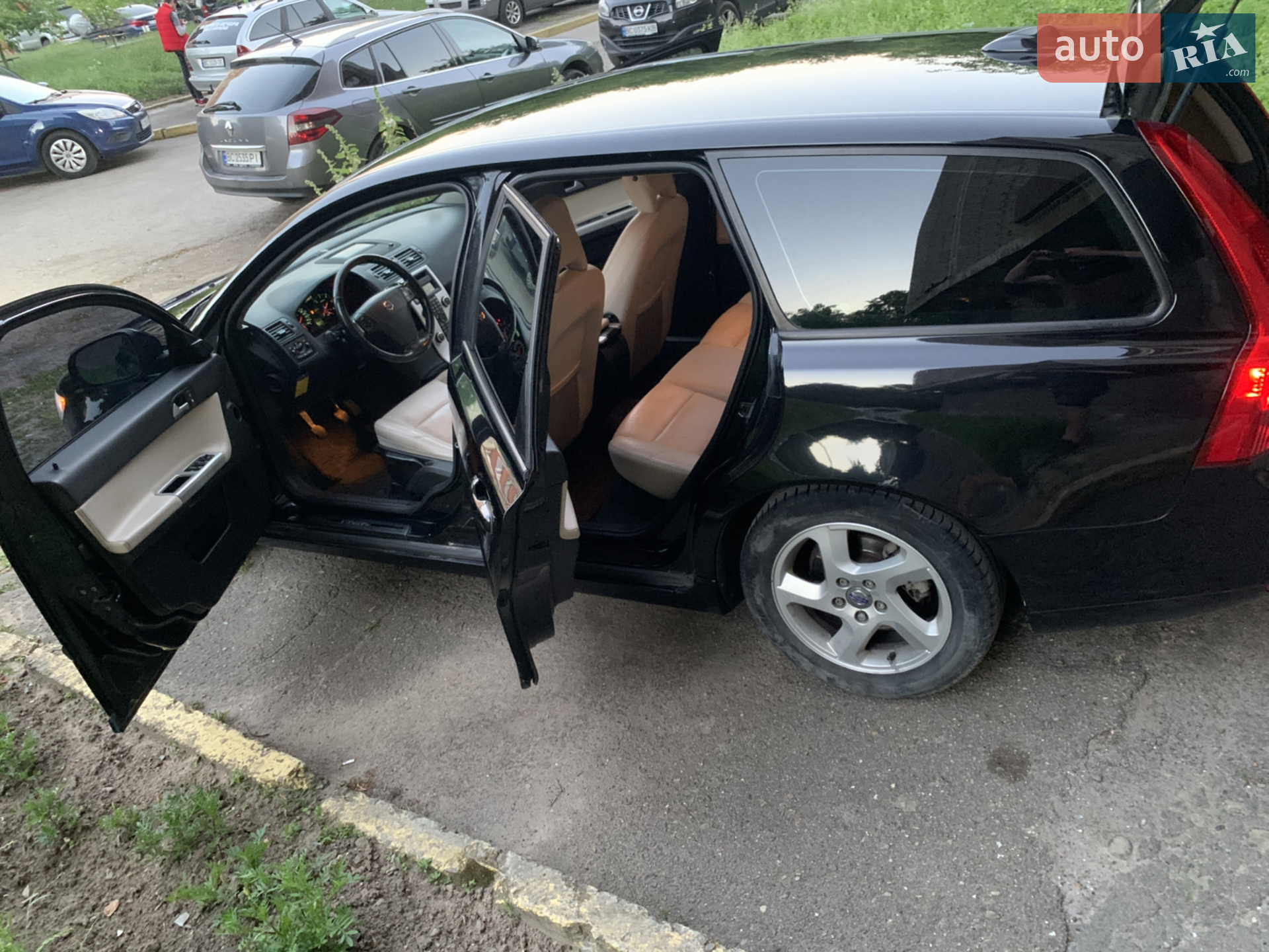 2011 Volvo V50 - мініатюра 16