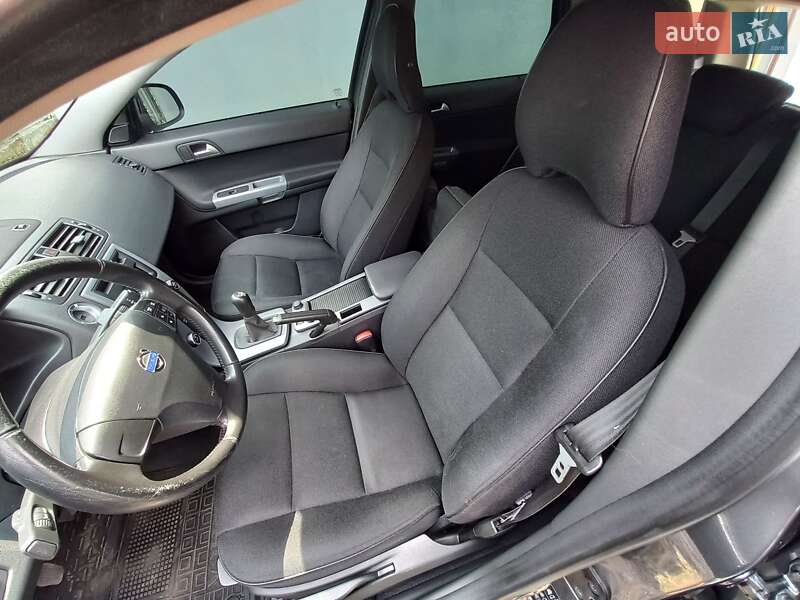 Універсал Volvo V50 2012 в Хмельницькому