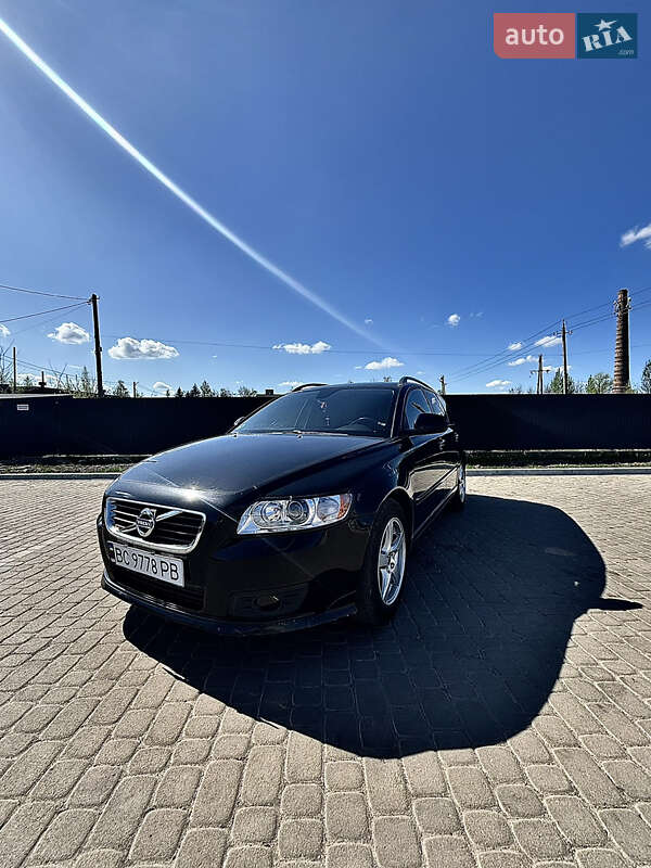 Volvo V50 2010