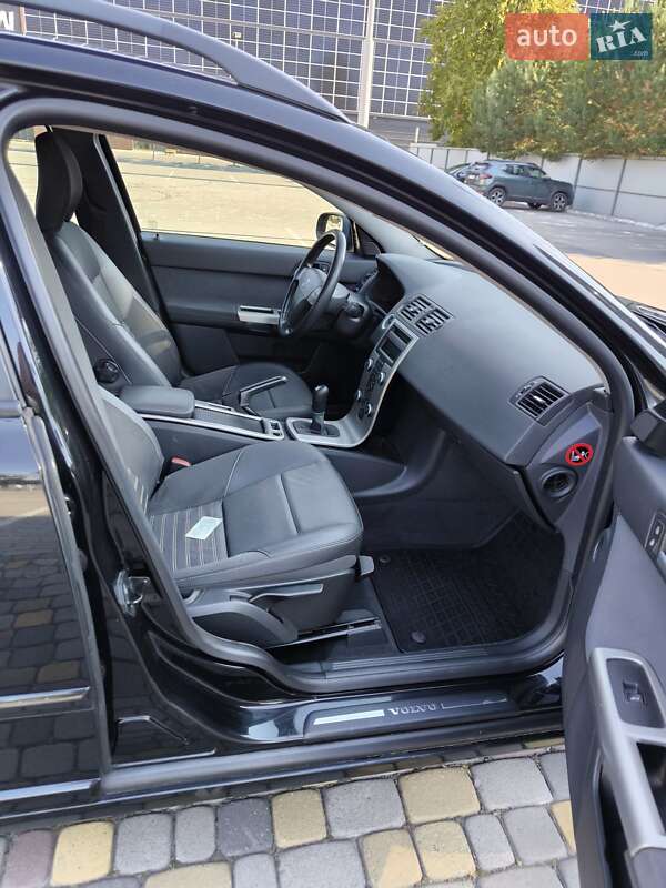 Универсал Volvo V50 2008 в Луцке