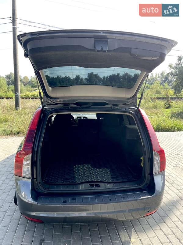 Універсал Volvo V50 2009 в Тячеві