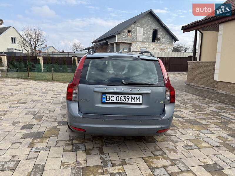 Универсал Volvo V50 2010 в Львове фото 8 Универсал Volvo V50 2010 в Львове