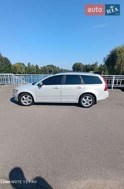 Универсал Volvo V50 2012 в 