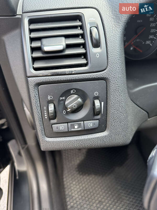 Универсал Volvo V50 2009 в Ровно