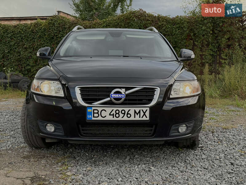 Универсал Volvo V50 2011 в Дрогобыче