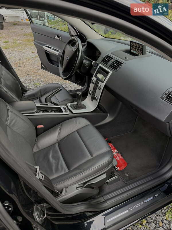Универсал Volvo V50 2011 в Дрогобыче