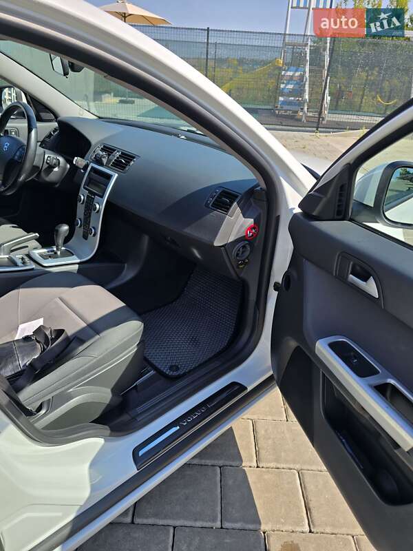 Универсал Volvo V50 2012 в Ровно
