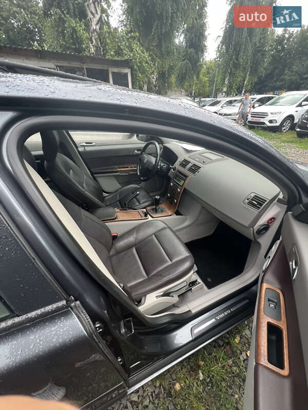 Универсал Volvo V50 2009 в Липовой Долине фото 6 Универсал Volvo V50 2009 в Липовой Долине