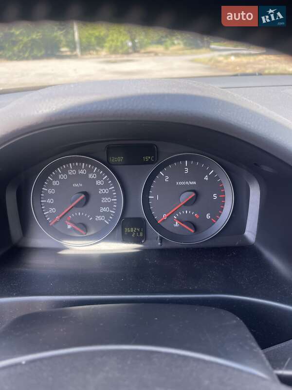 Універсал Volvo V50 2010 в Дніпрі