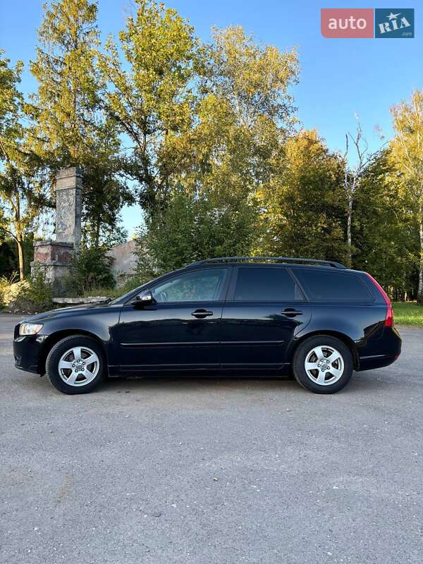 Універсал Volvo V50 2009 в Старому Самборі