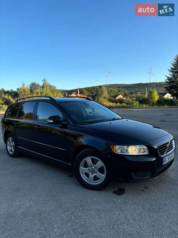 Універсал Volvo V50 2009 в Старому Самборі