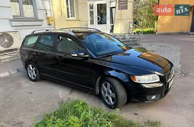 Универсал Volvo V50 2012 в 