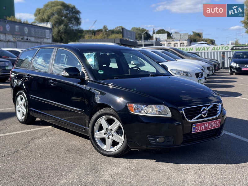 Универсал Volvo V50 2012 в Киеве