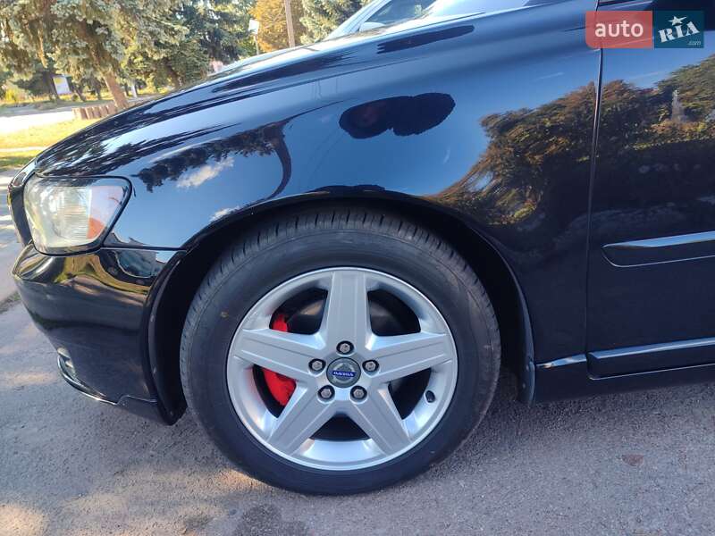 Универсал Volvo V50 2010 в Кролевце