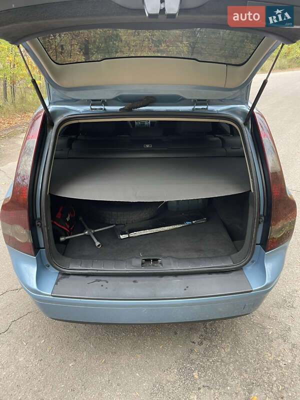 Универсал Volvo V50 2006 в Днепре