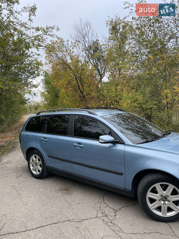 Универсал Volvo V50 2006 в Днепре