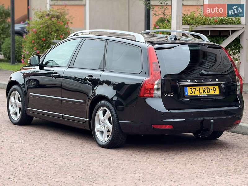 Универсал Volvo V50 2012 в Стрые