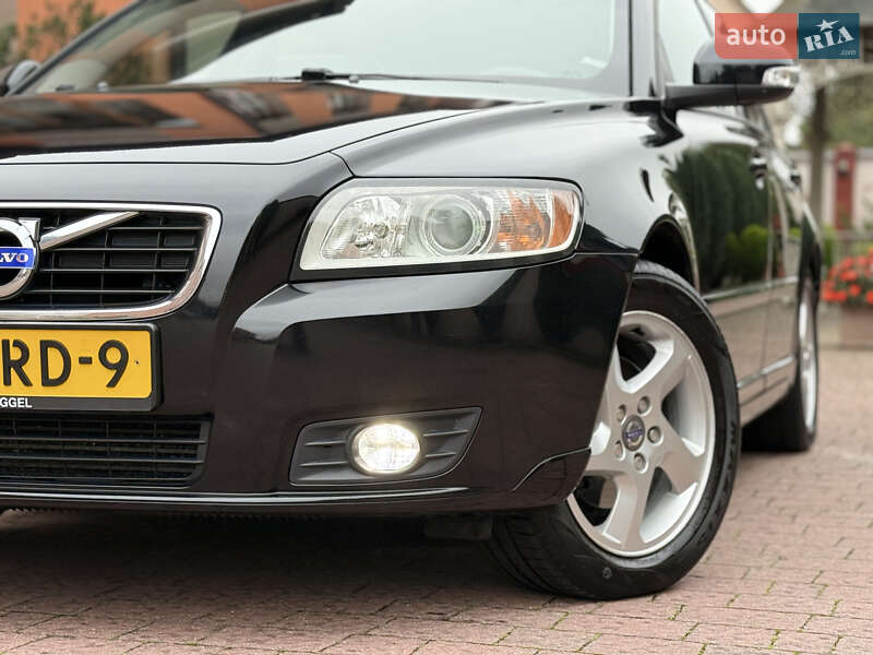 Универсал Volvo V50 2012 в Стрые