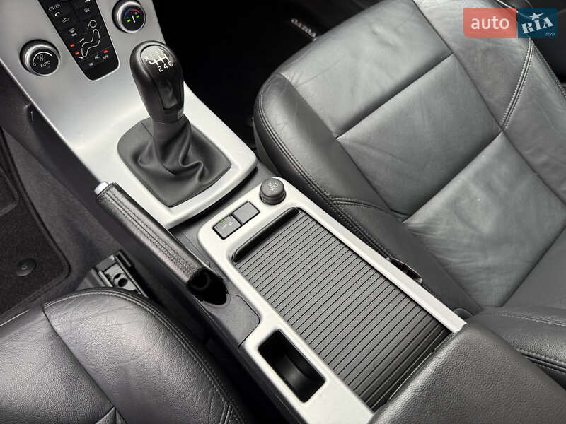 Универсал Volvo V50 2012 в Стрые