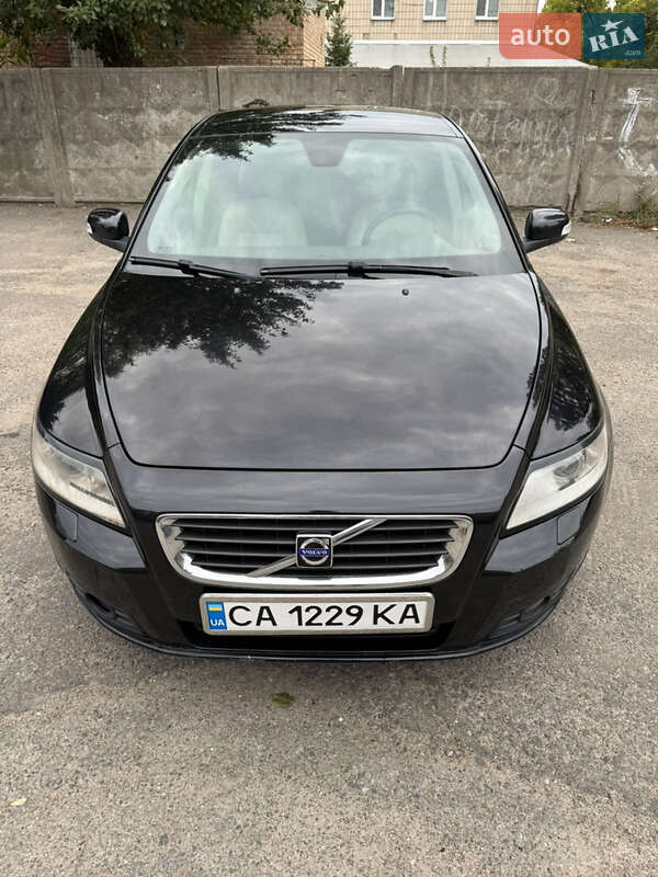 Универсал Volvo V50 2008 в Черкассах