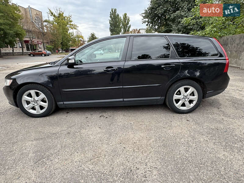 Универсал Volvo V50 2008 в Черкассах