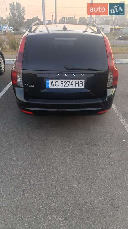 Универсал Volvo V50 2011 в Киеве