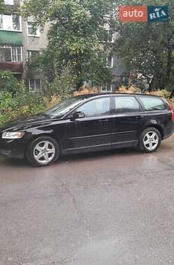 Універсал Volvo V50 2010 в Полтаві