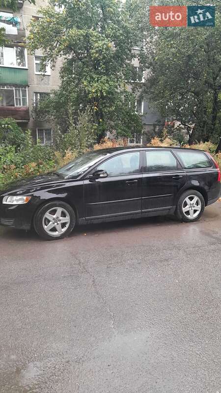 Volvo V50 2010