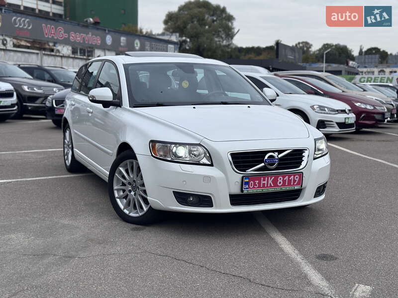 Універсал Volvo V50 2011 в Києві