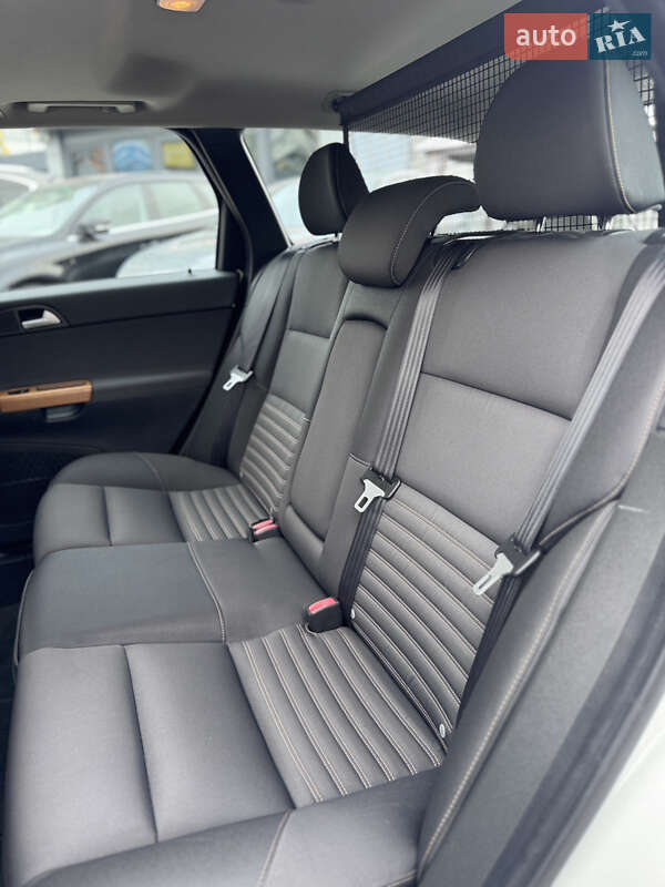 Універсал Volvo V50 2011 в Києві