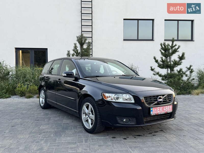 Универсал Volvo V50 2010 в Луцке фото 5 Универсал Volvo V50 2010 в Луцке