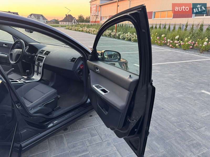 Универсал Volvo V50 2010 в Луцке фото 13 Универсал Volvo V50 2010 в Луцке