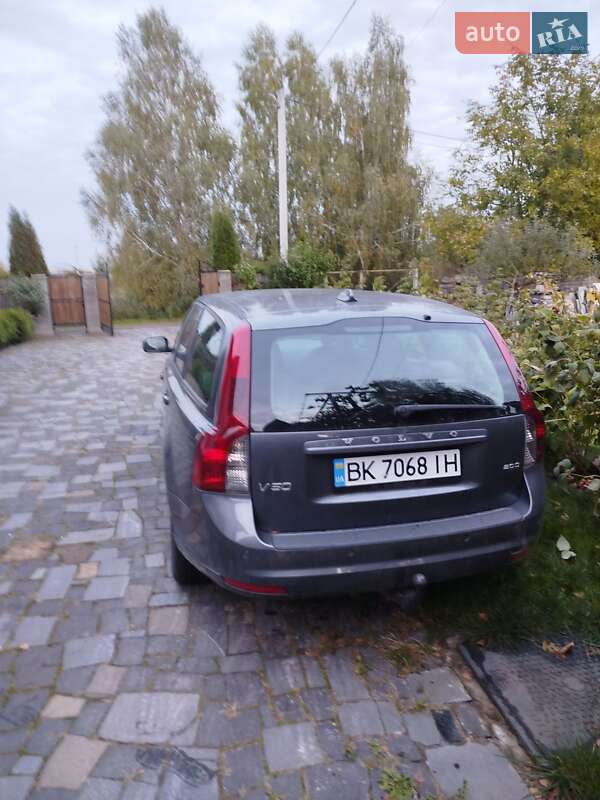Универсал Volvo V50 2009 в Костополе фото 3 Универсал Volvo V50 2009 в Костополе