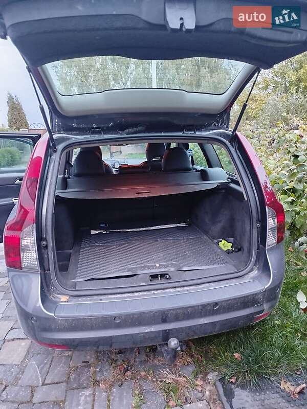 Универсал Volvo V50 2009 в Костополе фото 10 Универсал Volvo V50 2009 в Костополе