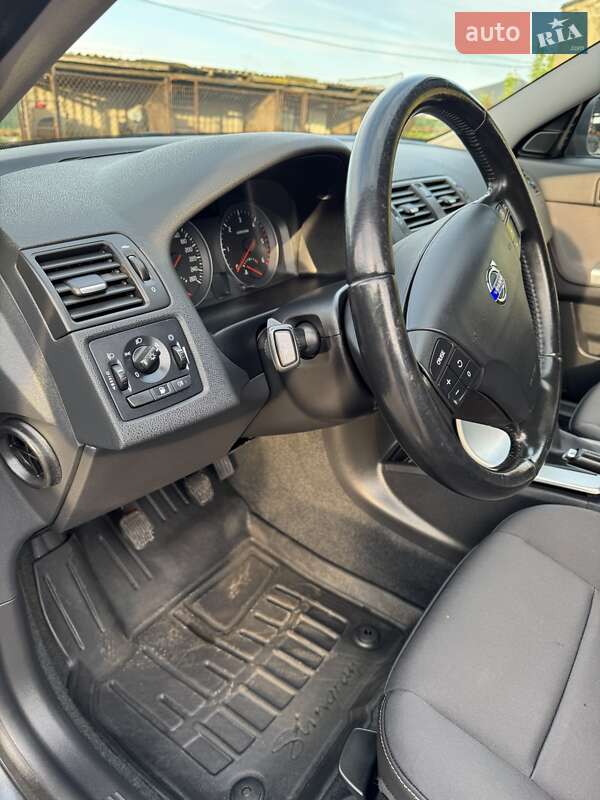 Универсал Volvo V50 2012 в Киеве