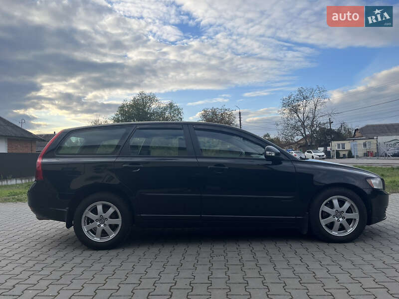 Універсал Volvo V50 2011 в Хмельницькому