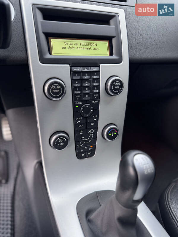 Универсал Volvo V50 2012 в Киеве