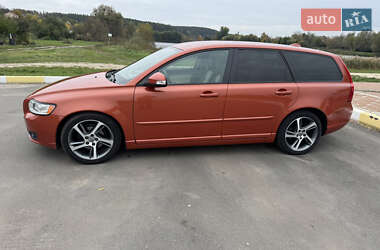 Универсал Volvo V50 2012 в 