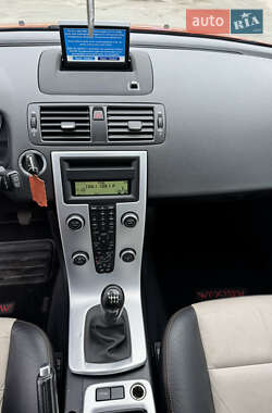 Универсал Volvo V50 2012 в 