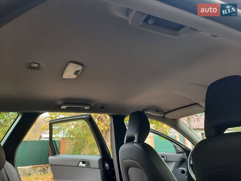 Універсал Volvo V50 2010 в Полтаві